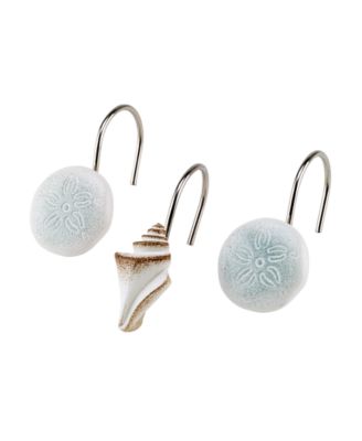 Avanti - Farmhouse Shell Shower Hooks